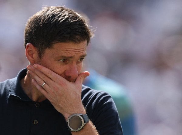 共享财富 将大战巴萨! 科贝: 皇马最大担忧来自防守端, 巴尔韦德或踢边后卫